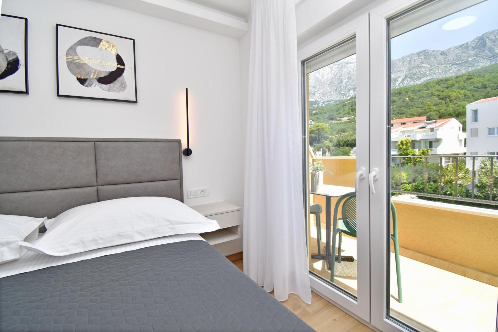 Luxury Apartments Luna Tucepi Bagian luar foto