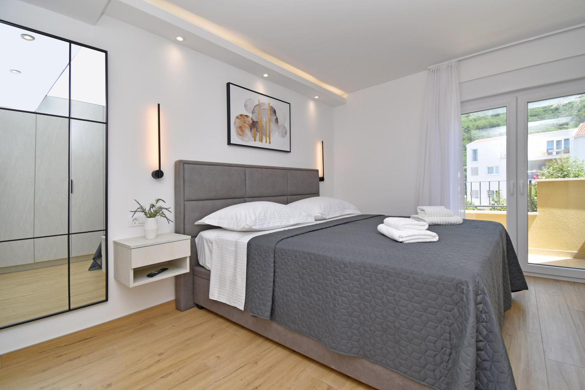 Luxury Apartments Luna Tucepi Bagian luar foto