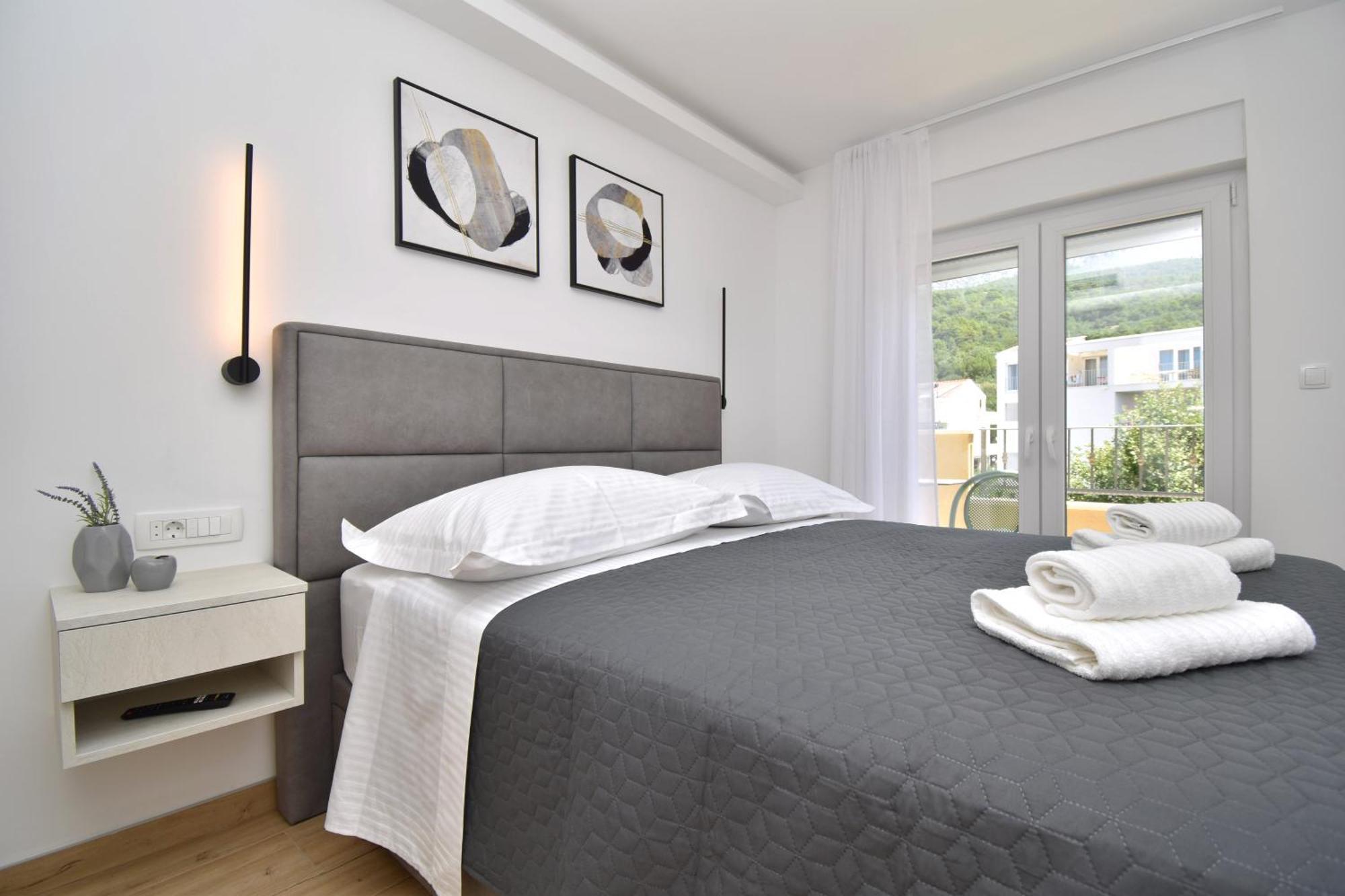 Luxury Apartments Luna Tucepi Bagian luar foto