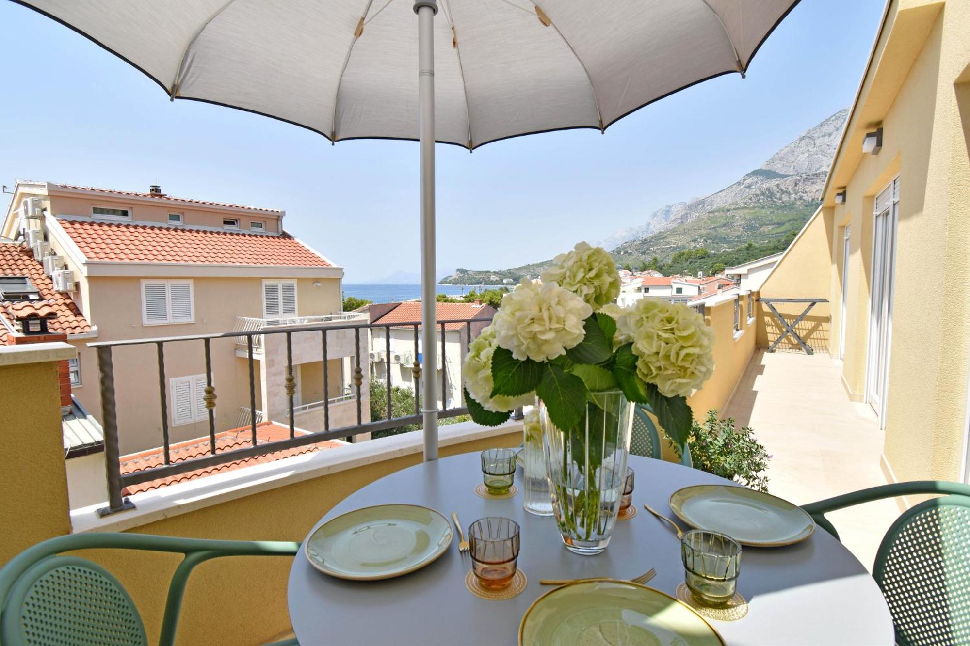 Luxury Apartments Luna Tucepi Bagian luar foto