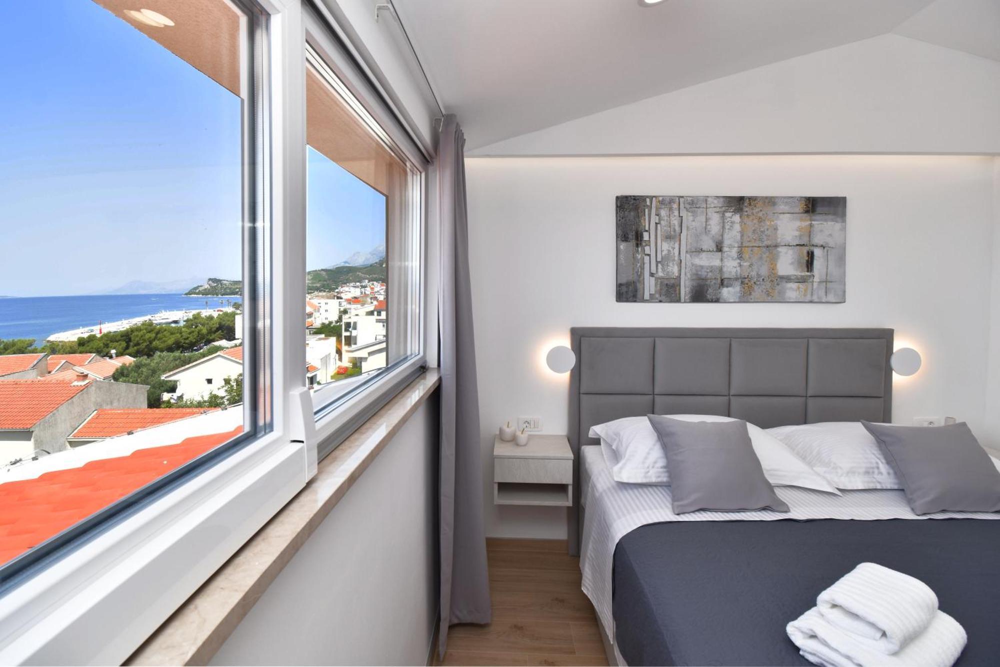 Luxury Apartments Luna Tucepi Bagian luar foto