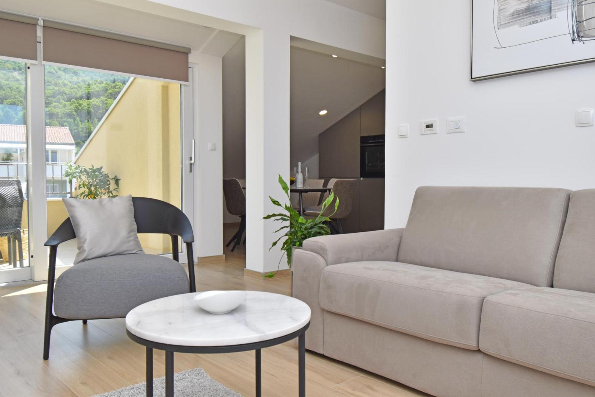 Luxury Apartments Luna Tucepi Bagian luar foto